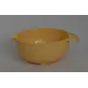 Пластмассовая миска для смешивания 3.0л с удобной ручкой и носиком-сливом (бежевый цвет) Пластмассовая миска для смешивания 3.0л с удобной ручкой и носиком-сливом (бежевый цвет)
