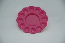 Пасхальная пластмассовая фигурная тарелка-подставка на 12 яиц и праздничный кулич Ø24 см (малиновый цвет)