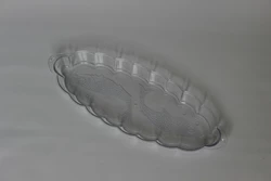 Пластмассовая овальная фигурная тарелка для подачи блюд из рыбы 26см х 10см (натуральный цвет)