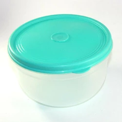 Пластиковый круглый контейнер (лоток) 0.5л с мягкой крышкой (разные цвета крышки)