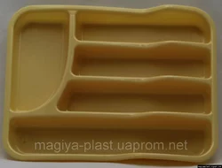 Пластиковый прямоугольный лоток-вкладыш в шуфлядку для столовых приборов 34см х 26см (бежевый цвет)