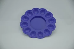 Пасхальная пластмассовая фигурная тарелка-подставка на 12 яиц и праздничный кулич Ø24 см (сиреневый цвет)